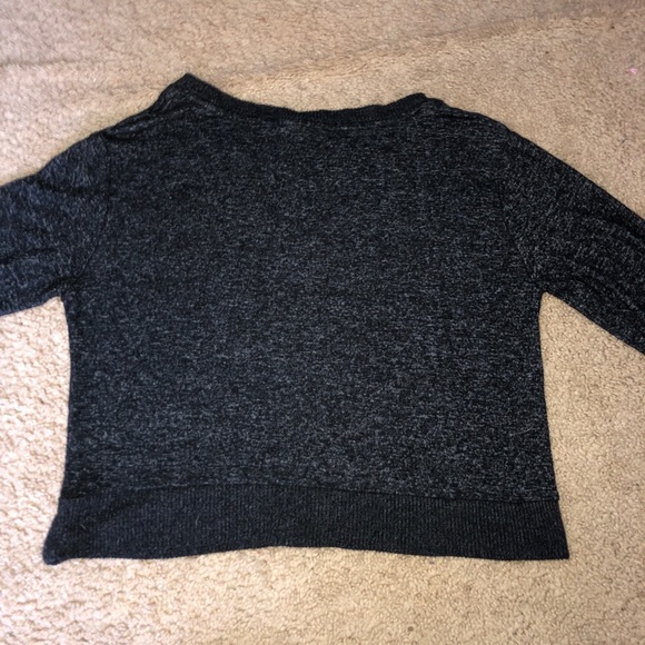 comfortable cropped top women’s size small - Picture 4 of 4